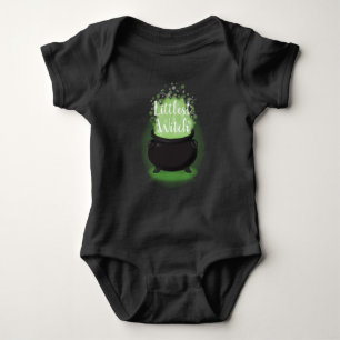 Baby är ett brungande Witch Shower Halloween Cauld T Shirt