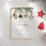 Baby är ett Kall utanför Winter Baby Shower<br><div class="desc">Baby, det är Kall utanför besöket för babyskor på vintern. Denna mysiga inbjudan fångar vintersäsongens innersta väsen med charmig text från leksak och elegant guld. Det är en härlig design som kombinerar lekfullt helgdag med sofistikerade guld-accenter, och det är perfekten till inbjudan nära och kära till din vintermatade babydusch. ***...</div>