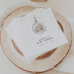 Baby är kallet utanför Winter Baby Shower Pappersservett<br><div class="desc">"Baby det är kall utanför" Firar mamma med dessa könskrävande vinterduschservar med minimalistisk vattenfärgillustration av en glasprydnad med baby-skor inuti och mycket små snöflingor.</div>