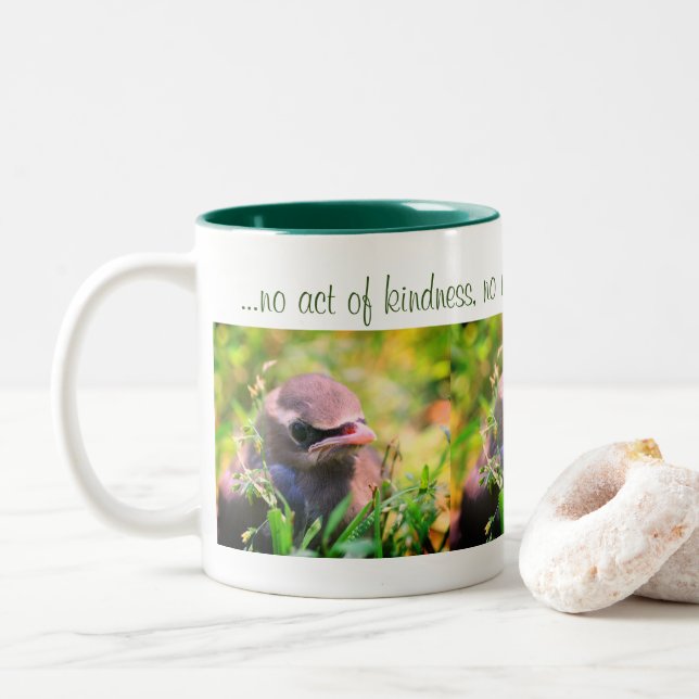 Baby Bird Inspirational Kindness-citat Två-Tonad Mugg (Med munk)