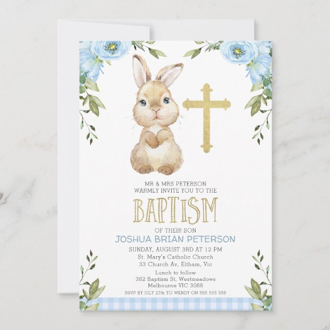 Baby blue Blommigt Play Bunny Rabbit Baptism Inbjudningar (Framsida)