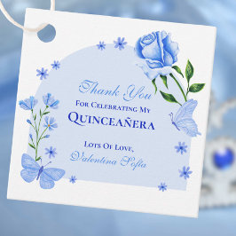 Baby blue fjärilar och Ro Blommigt Quinceañera Gåvor Etiketter