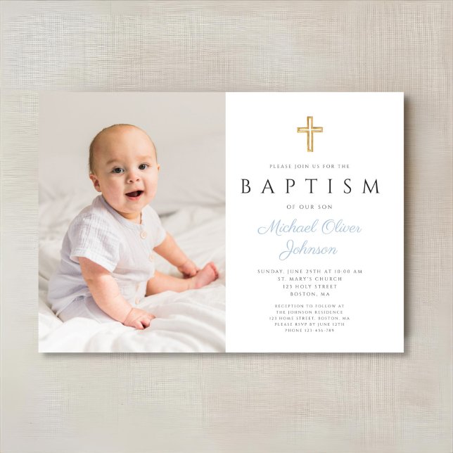 Baby blue Kor Boy Photo Baptism Inbjudningar (Baby Blue Script Cross Boy Photo Baptism Invitation)