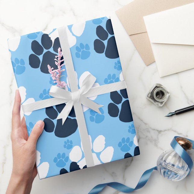 Baby blue och marint blåfärgtryck presentpapper (Skapare uppladdad)