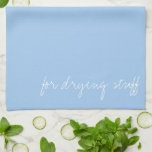 Baby blue personlig kökshandduk<br><div class="desc">Baby blue är en blek azure,  en av pastellerna färg. Den första registrerade användan baby blue som färg namn på engelska var 1892.</div>