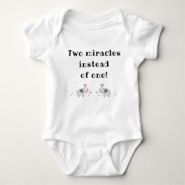 Baby Bodykostym för Twillingar, Gästare Slogan, T Shirt