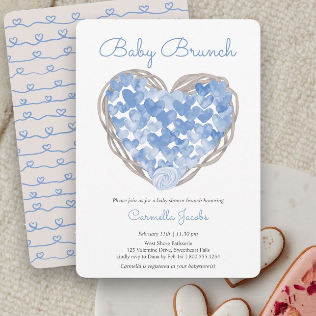 Baby Brunch Blue Hearts Rustic Boy Shower Inbjudningar (Baby Brunch Rustic Blue Heart Baby Shower Invitation)
