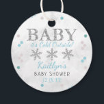 Baby Det är Kall utanför Boys Winter Baby Shower Gåvor Etiketter<br><div class="desc">Fira i stil med dessa söta och mycket trendig babydusch. Den här utformningen är enkel att anpassa med din speciella händelsetext och dina gäster blir glada när de ser dessa fantastiska märkre.</div>