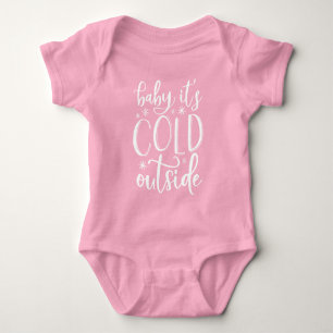 Baby Det är Kall utanför jul T Shirt