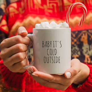 Baby Det är Kall utanför svartvit minimalistisk sv Kaffemugg