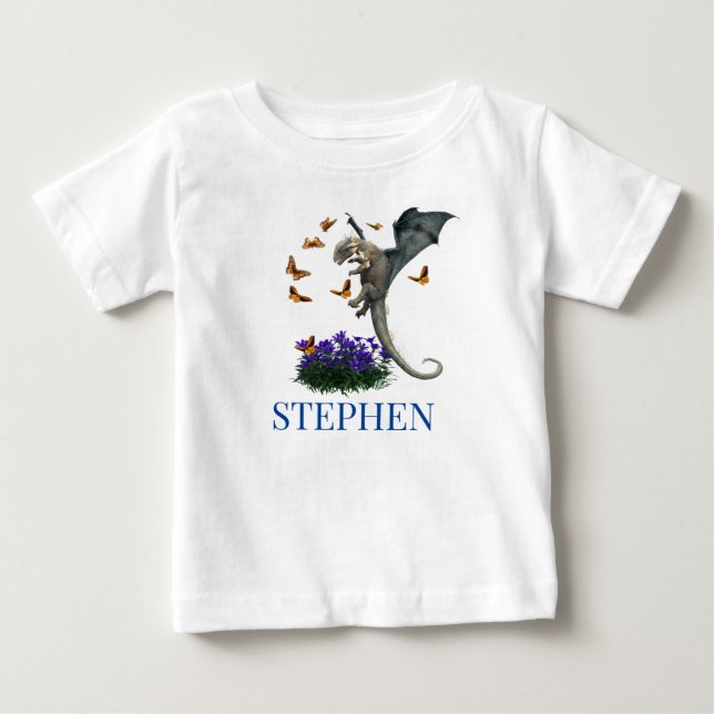 Baby Dragon with Butterflies Personlig T Shirt (Framsida)