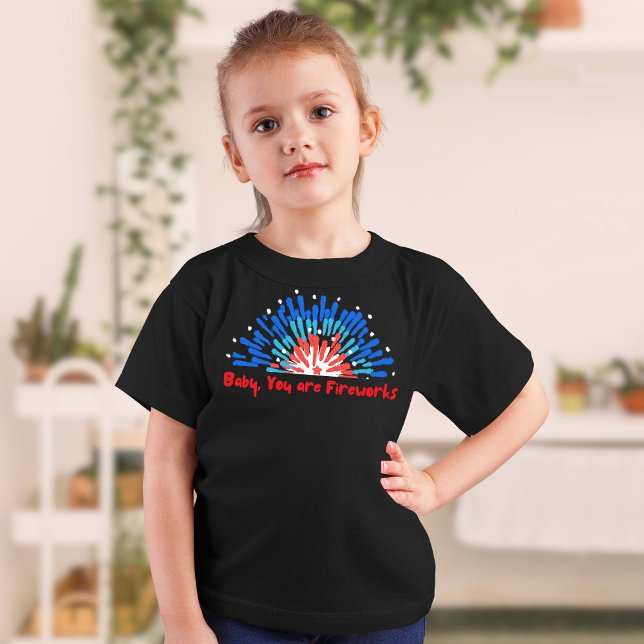 Baby du är Fireworks 4:e juli T Shirt (Baby, you are the fireworks. happy 4th of July Holiday.)