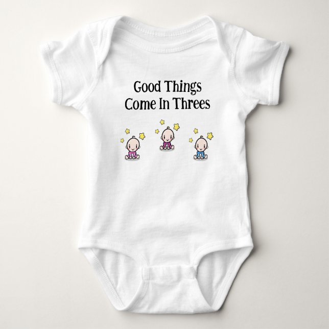 baby ett biet för triplets, triplets-presentidé. t shirt (Framsida)