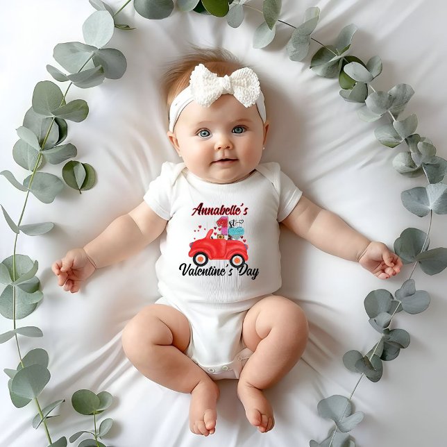Baby födelsedag första Alla hjärtans dag T Shirt (Skapare uppladdad)