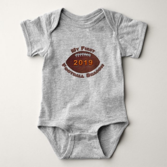 Baby Första Fotbollssäsongen  T Shirt (Framsida)