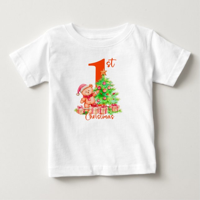 Baby Första jul, Cute Bear och Träd Design T Shirt (Framsida)