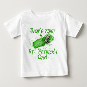Baby första Sts Patrick Tshirts för dag