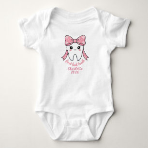 Baby Första Tand Rosa Rosett Milstolpe Kawaii Tand T Shirt