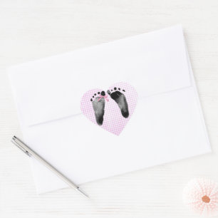 Baby fotavtryck med Bow On Gingham Hjärtformat Klistermärke