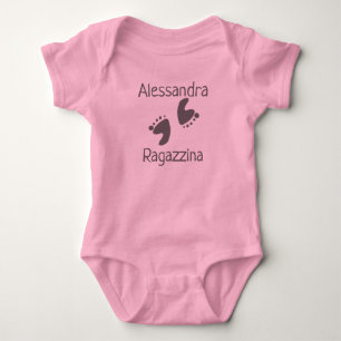 Baby fotavtryck på Rosa T Shirt