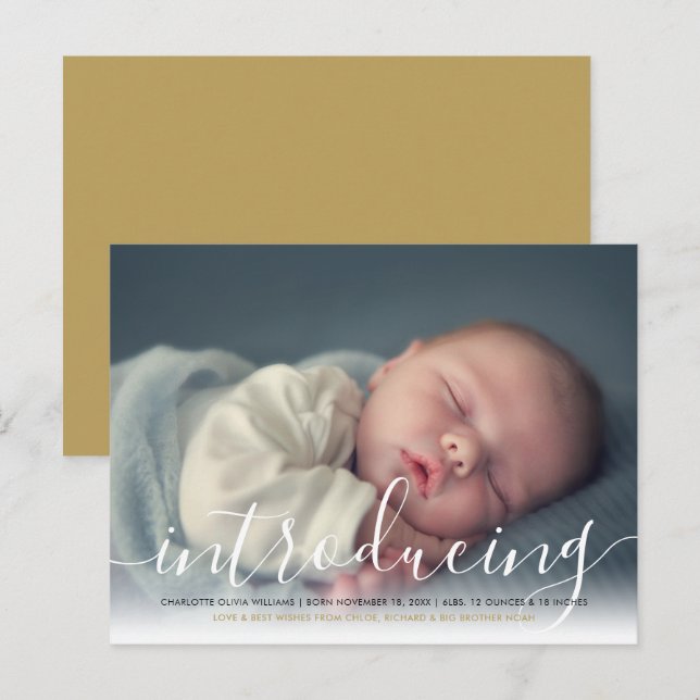 Baby Foto Elegant Skript Introducerar Guld Födelse Meddelande Vykort (Fram/baksida)