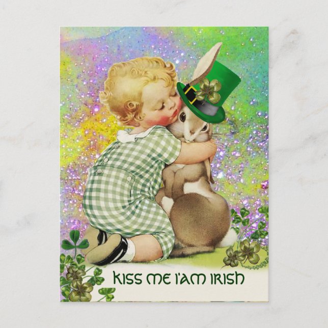 BABY HUGGING RABBIT St. Patrick's Day Shamrocks Vykort (Framsida)
