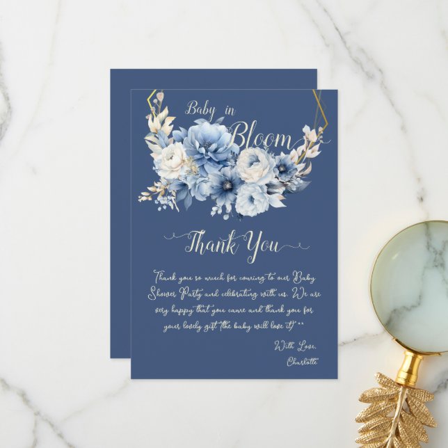 Baby i Blåa blommor för babykläder i Bloom Elegant Tack Kort (Fram/Back In Situ)