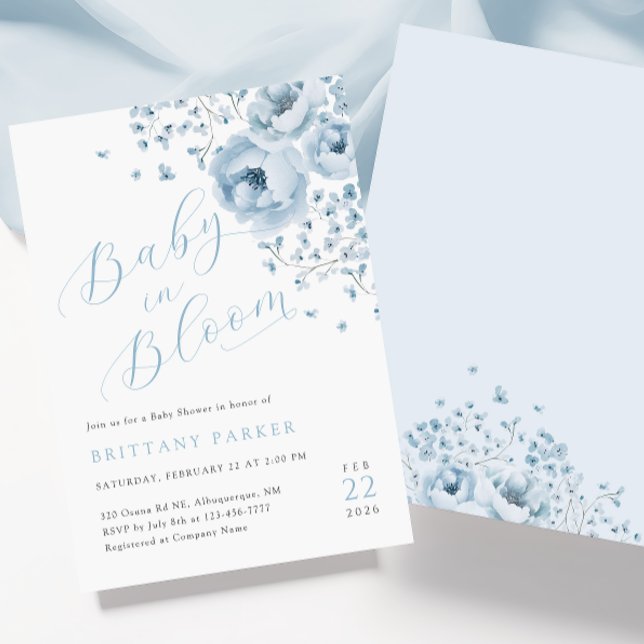 Baby i Blåblått Blommigt, babyblåbildsinbjudan Inbjudningar (Skapare uppladdad)