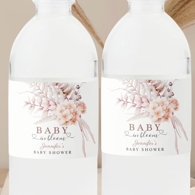 Baby i Bloom | Beige Vår Blommigt Baby Shower Vattenflaskor Etikett (Skapare uppladdad)