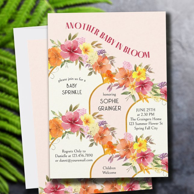 Baby i Bloom Blommigt Guld Arch Baby Sprinkle Inbjudningar (Skapare uppladdad)