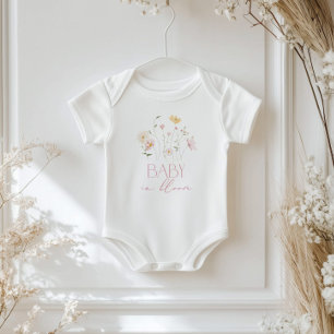 Baby i Bloom Rosa Wildblommor blommigt T Shirt