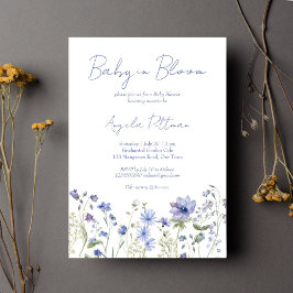 Baby i bloom Wildblommes dammiga blå babydusch Inbjudningar