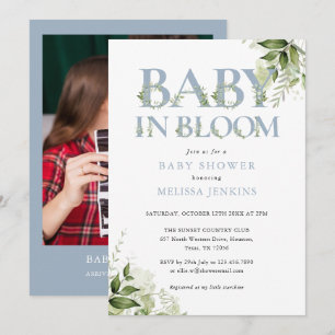 Baby In Bloom Dammtig Blå Lövverk Foto Barnkalas Inbjudningar