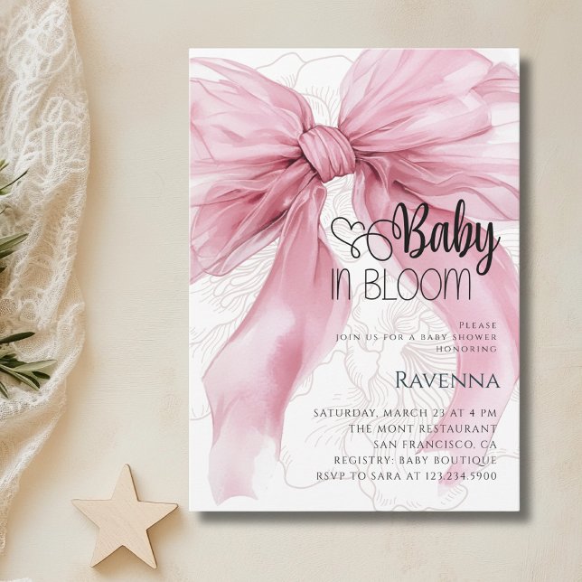 Baby in Bloom Priddy Bow Rosa Blommig Barnkalas-in Inbjudningar (Skapare uppladdad)