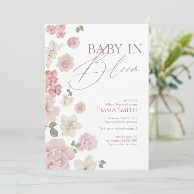 Baby In Bloom Rosa Blommig Bebis Shower Inbjudningar (Stående Fram)