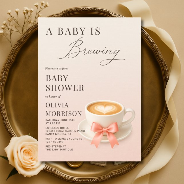 Baby is Brewing Coquette Bow Kaffe Babyfirande Inbjudningar (Skapare uppladdad)