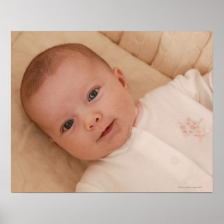 Baby ljuger ner poster