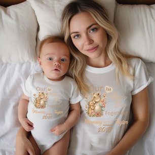 Baby Matchar Lejon Vår Första Mors Dag Tillsammans T Shirt
