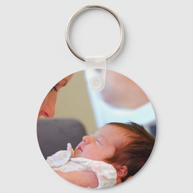 baby mor tittar nyckelring (Framsida)