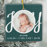 Baby Namn födelsetal Foto Grönt Keepsak Julgransprydnad Keramik<br><div class="desc">Den här söta Babyen Birth Stats jul Photo Ornament är dekorerad med ord JOY i snyggt skripttypografi på gröntens bakgrund. Anpassade enkelt med ditt foto, namn och baby födelsestatus.</div>