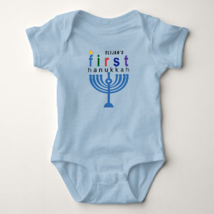 Baby Namn Första Hanukkah Menorah Festival Ljus T Shirt