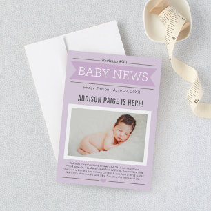 Baby Nyhets Tidning Lavendel Baby Flicka Foto Föde Meddelande