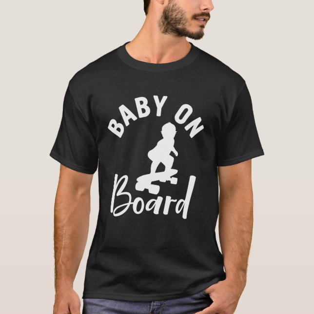 Baby ombord på Skateboard Surfa Solar Opposites Me T Shirt (Framsida)