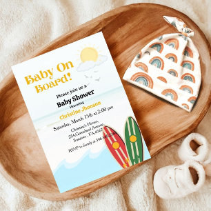 Baby ombord på surfduschen vid strandbebisen inbjudningar