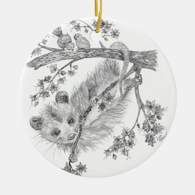 Baby Opossum Holds på Träd Grenar Julgransprydnad Keramik (Framsidan)