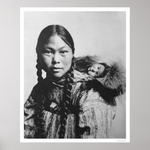Baby på eskimo Mamma på rygg 1906 Poster