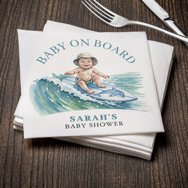 Baby på insidan av vattenfärgsbesökare pappersservett (Baby on Board Watercolor Surfing Baby Shower Napkins
)