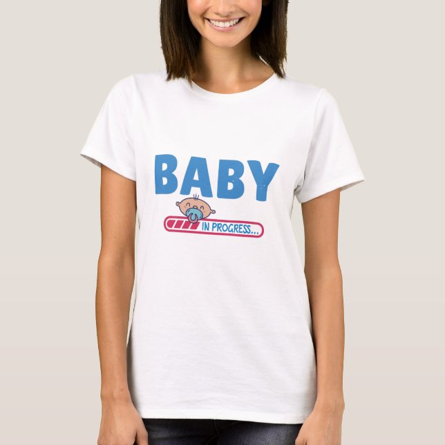 Baby pågår t shirt (Framsida)