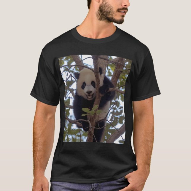 Baby Panda Xiao Qi Ji vid nationalparken T Shirt (Framsida)