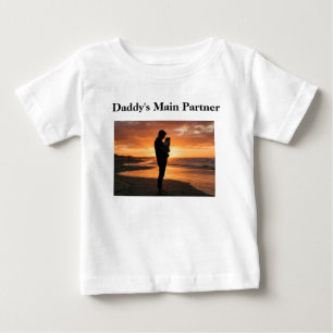 Baby: Pappas huvudsakliga partner T Shirt